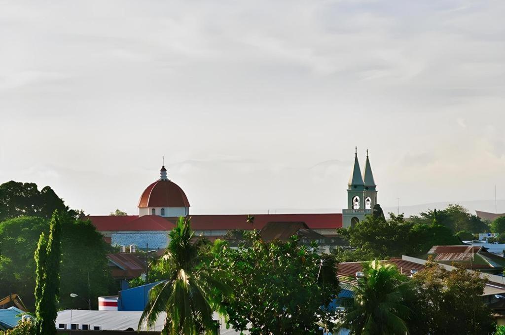 El Haciendero Private Hotel Iloilo City Exterior photo