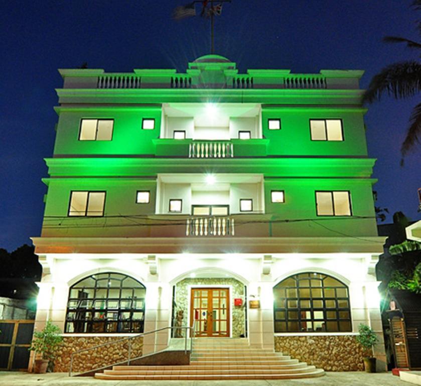 El Haciendero Private Hotel Iloilo City Exterior photo